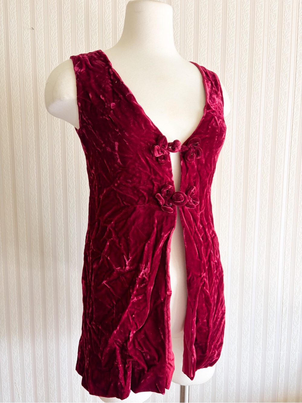 Vintage 90s Burganfdy Oxblood Crushed Velvet Vest S